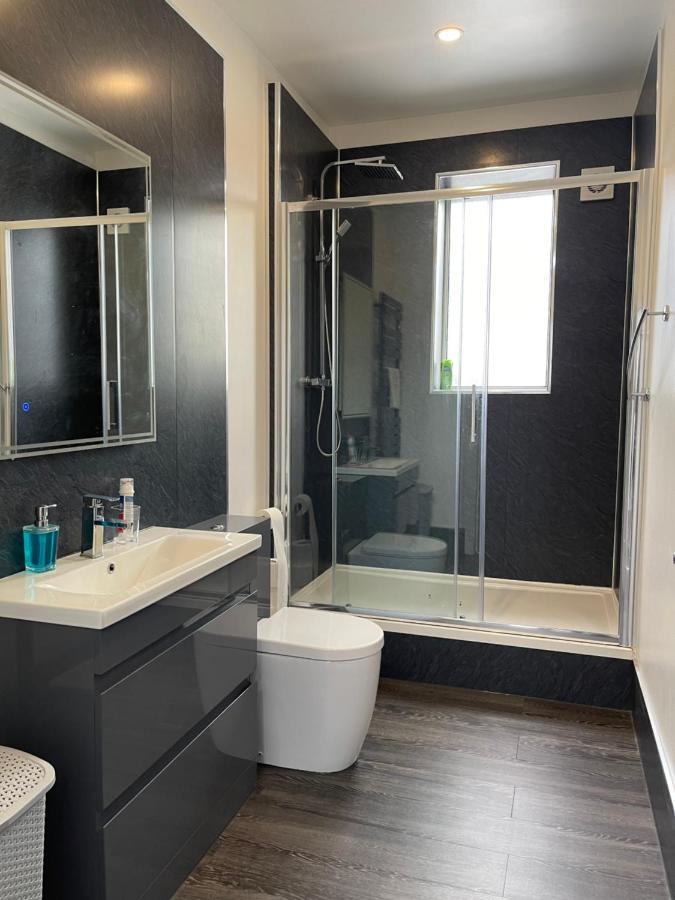 Premier 3 Bed Flat D Apartamento