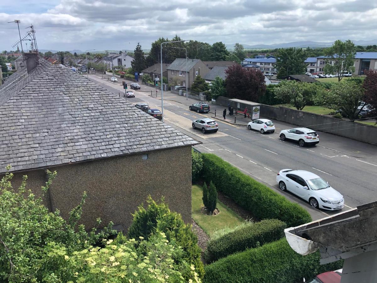 Premier 3 Bed Flat D * Broxburn